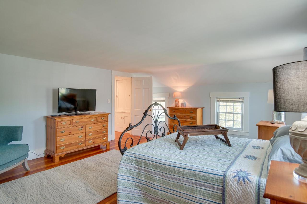 Charming Cape Cod Home Less Than 1 Mi To Ocean And Marina! Barnstable Zewnętrze zdjęcie